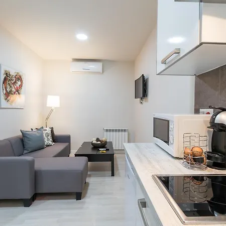 Centro Recogidas, Apartment *